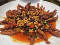 红烧肉烧鸡爪-厨掌柜长寿菜馆(古镇店)