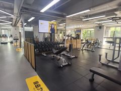 -超鹿运动(五四路恒力城店)