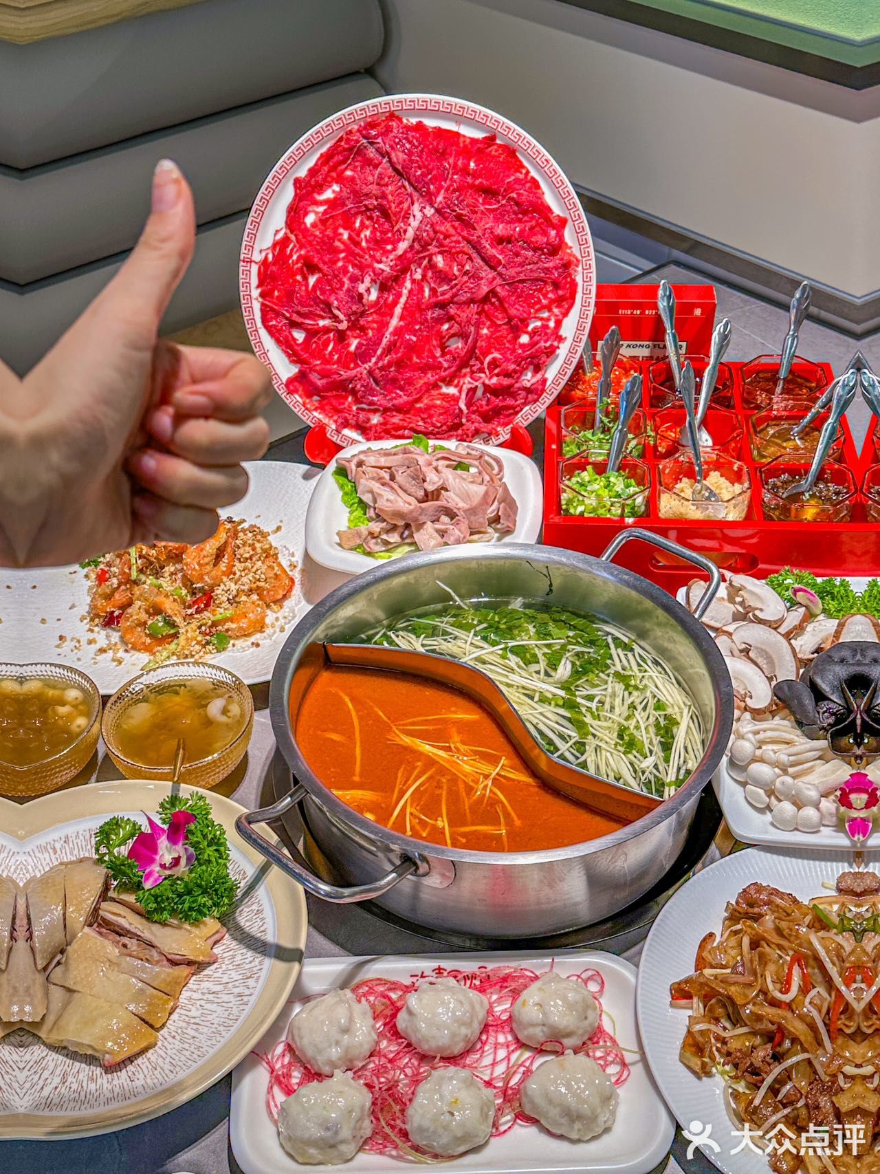 特色港式沙嗲锅鲜爽清汤锅 清汤锅鲜香爽口！