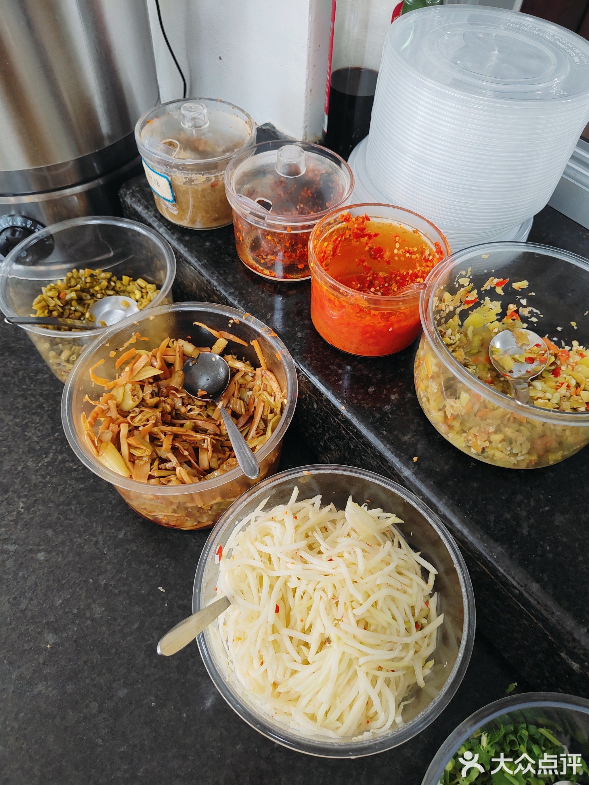 肥佬佬渠黎粉(长桥郡店)