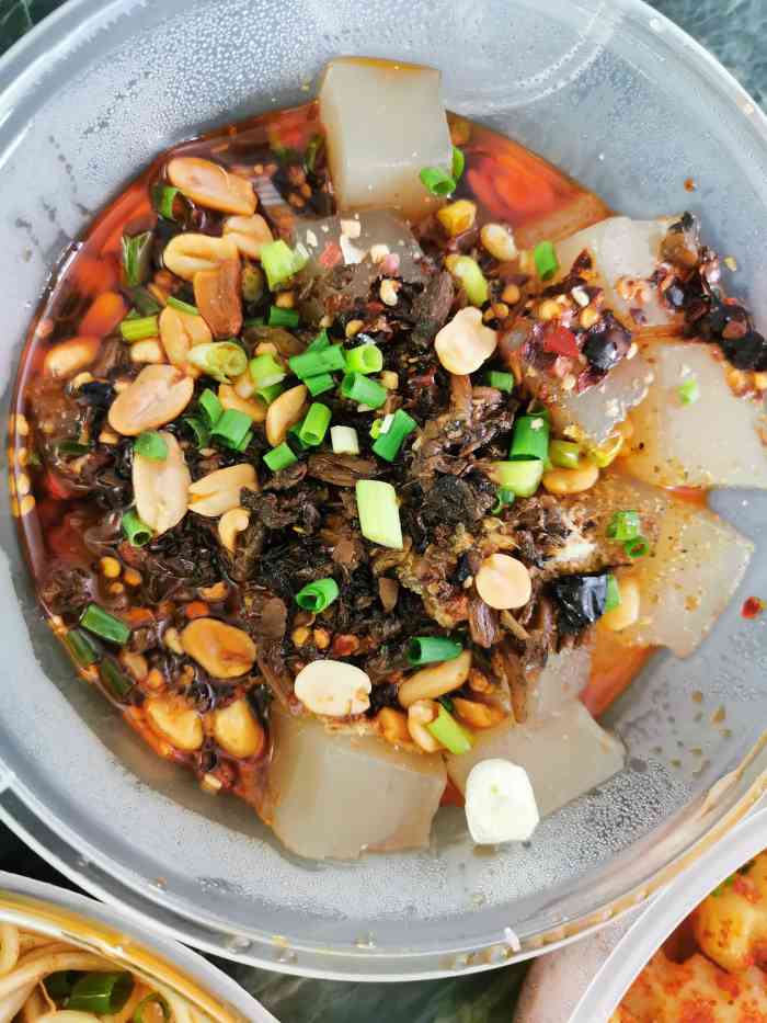 王凉粉(汇宇店)-"无意间发现这家店,和同类型的店铺,装修算..."-大众