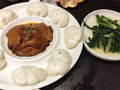 -万重锦·人文川菜馆(骡马市店)