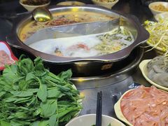 -储奇门鳝鱼火锅(总店)