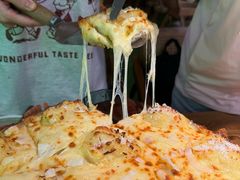 -Dragon Pizza•圆脸龙披萨·牛排餐厅
