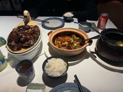 -八府香鸭·啫啫煲(华山路店)