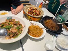 -绿草地·湘菜(7mall店)