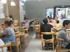 大堂-大娘水饺(朝阳中路百润发店)