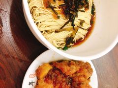 葱油拌面-朱新年·苏式汤团·面点(北寺塔店)