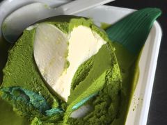-红宝石·鲜奶小方·海派西点房(金杨店)