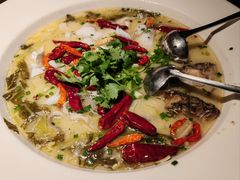 -渔见·精品川菜·老坛酸菜鱼(大朗店)