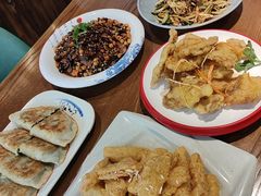 -雪乡阁东北农家菜(颛桥约好休闲街店)