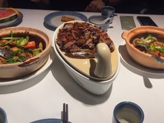 -八府香鸭·啫啫煲(华山路店)