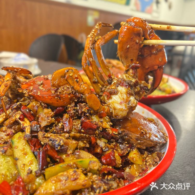 昆明文化巷！连吃三天的辣螃蟹