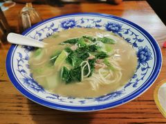 -何太太馄饨面铺(大浒东苑店)