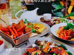 -théATRE茶聚场·餐厅(环球金融中心店)