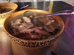 -汤锅大王(新平曹苏黄牛汤锅有限公司)