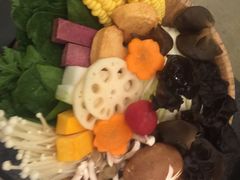 -湊湊火锅·茶憩(打浦桥日月光店)