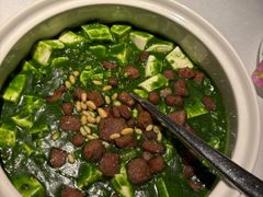 雪花牛肉绿麻婆豆腐-桂满陇·海市蜃楼·黑金(国金店)