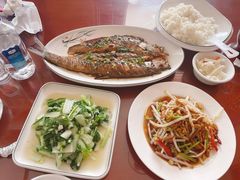 -漁耕小厨农家院(武当山店)