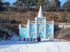 -蓟洲国际滑雪场