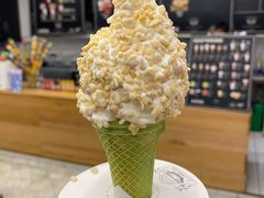 嘎吱嘎吱酸奶-OUR Bakery(三里屯太古里店)
