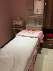-成都伊贝丝美容美胸SPA会所