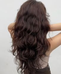 -镁连社·美联社