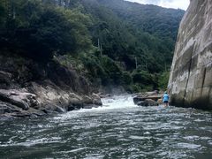 -仙人谷漂流景区