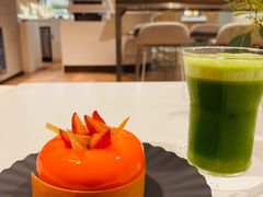 -潮一不贰·西式简餐·法式甜品(外滩店)