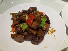 杏鲍菇牛肉粒-老广酒楼(樱花店)