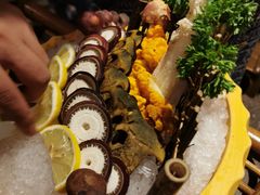 -老牌坊云南鱼豆花火锅(哈西万达店)