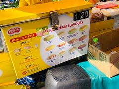 -詹爷爷乌节路街头冰淇淋