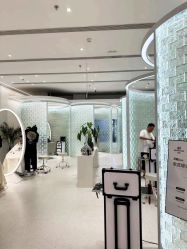 -Meng Lang 梦郎白金店