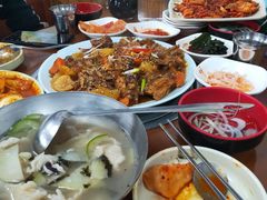 海鲜面皮汤-亲昵春川鸡排(韩国美食街店)