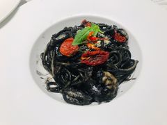 墨鱼汁海鲜面-娜娜家·Nana's restaurant(国金汇店)