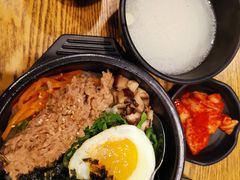 金枪鱼石锅拌饭-吴草鸡爪오초닭발韩食堂(融恒盈嘉中心店)