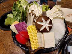 -呷哺呷哺 小火锅 (浦东新欧尚超市店)
