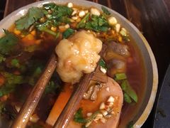 -黄潇洒老火锅(九眼桥宏济巷店)