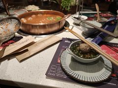 手捶生牛肉丸-牛村来人潮汕牛肉火锅(西单店)