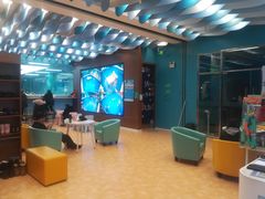 -Swim斯卫姆国际儿童游泳中心(红博中央公园店)