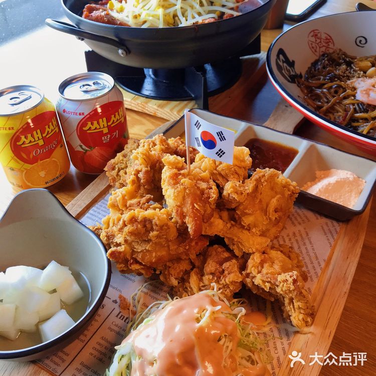 快乐的标配，就是韩餐和姐妹🍻