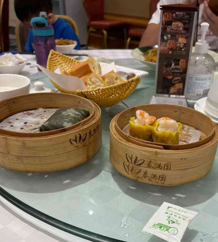 春满园(龙岗万科广场店)-"早茶排队等位的人好多,排了大半个小时才等.