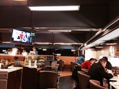 -新大咀港式茶餐厅(宝山万达店)