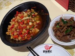 -靓虾二哥长沙地标小龙虾(五一广场店)