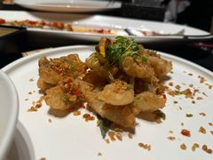 -铜锣湾·有麝自然香(渝北财富中心店)