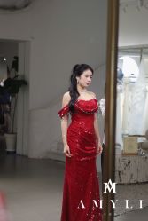 -艾米丽婚纱礼服
