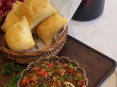 -回府君悦·疆派传承菜(西虹路店)