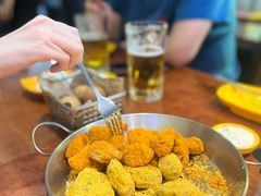 -BHC炸鸡(明洞总店)