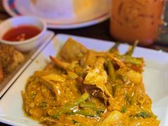 -Green Tree Rest. & Pub