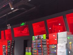 -ROG玩家国度(美罗城店)